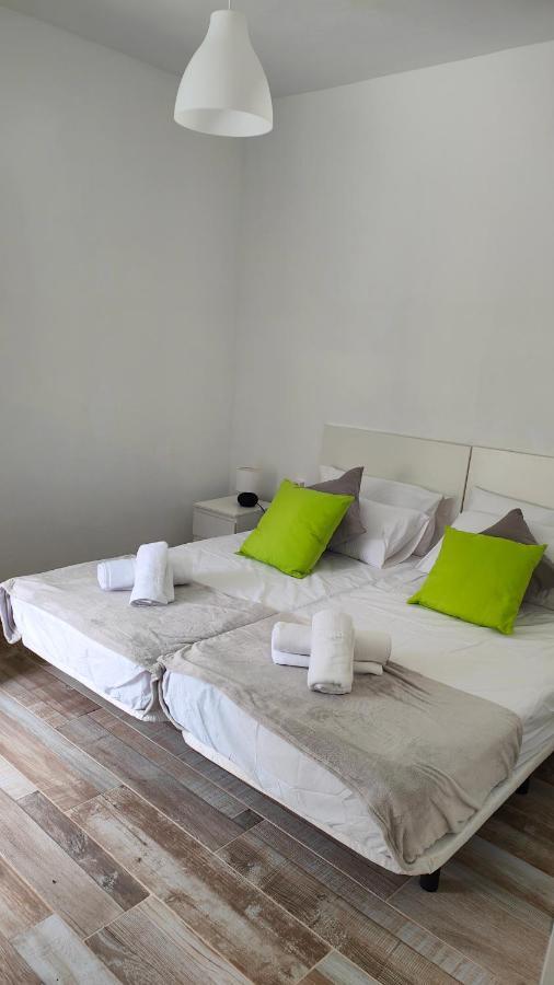 Casa Carlota Apartment Ермигуа Екстериор снимка